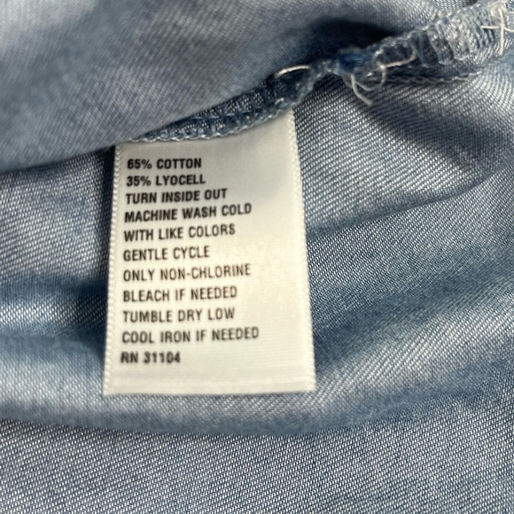 Crown & Ivy Chambray Dress Size Small - Picture 2 of 3